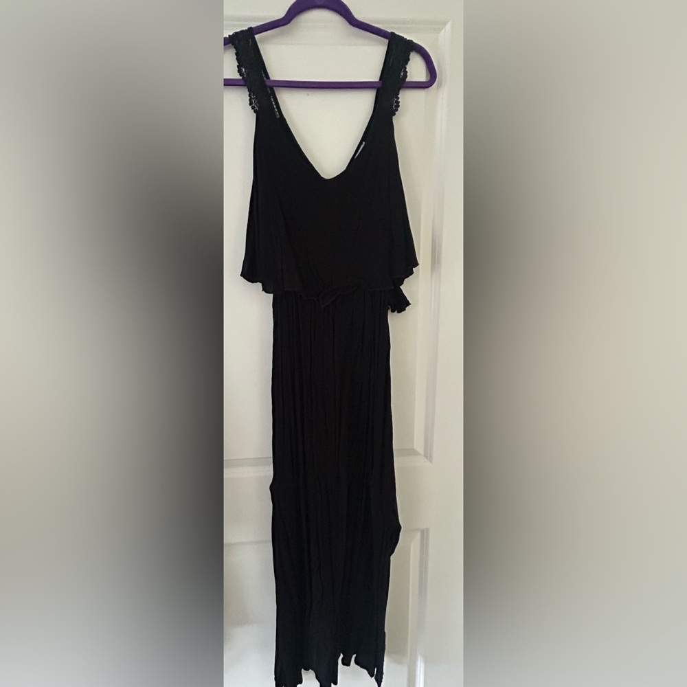 Abbeline Maxi Dress - Picture 1 of 5